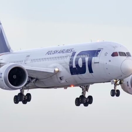 LOT Polish Airlines Will Add Viasat Satellite WiFi On 15 Boeing 787 Dreamliner Planes