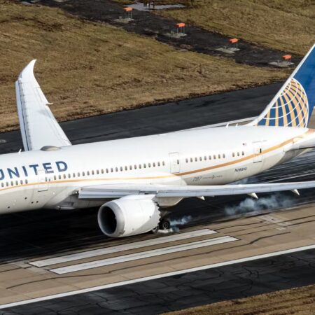 3 Weekly To Daily: United Airlines Ups Boeing 787 Flights From Washington DC To Accra