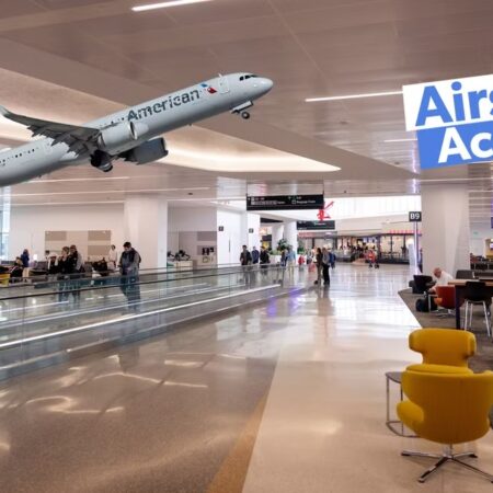 Which US Airports Allow Airside Access To Non-Passengers?