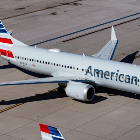 American Airlines Adds 3 Routes From New York LaGuardia & Expands Canada Frequencies